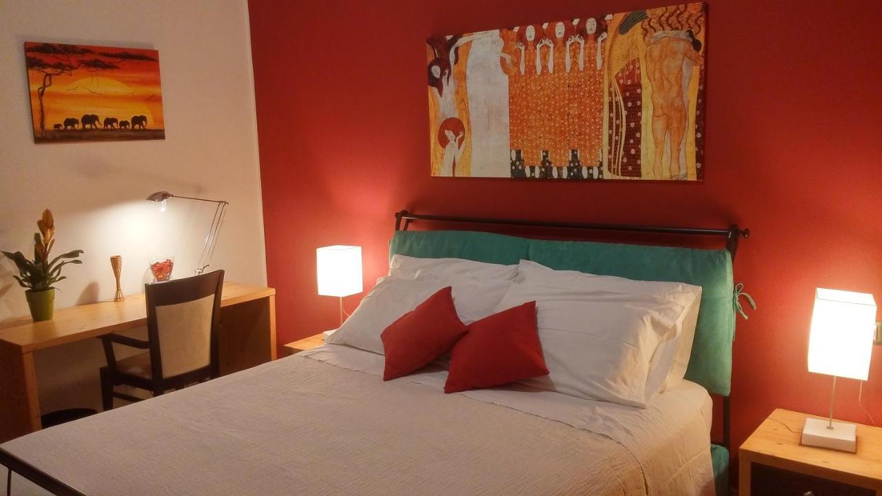 산타 베네리나 La Casa Del Melograno B&B 외부 사진