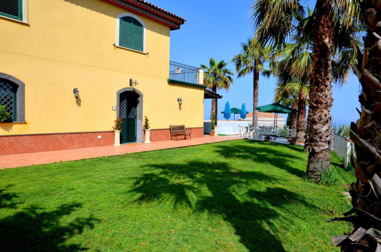 산타 베네리나 La Casa Del Melograno B&B 외부 사진