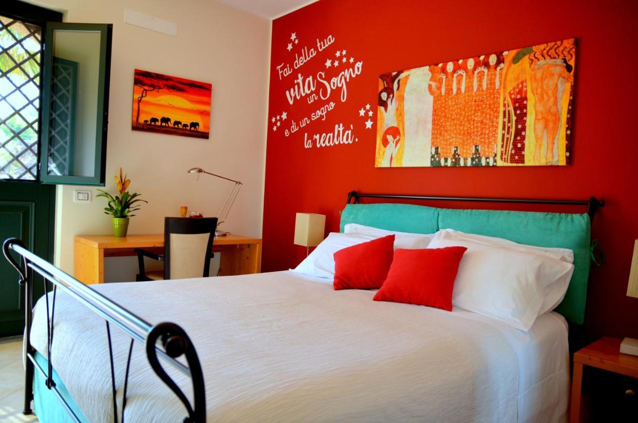 산타 베네리나 La Casa Del Melograno B&B 외부 사진